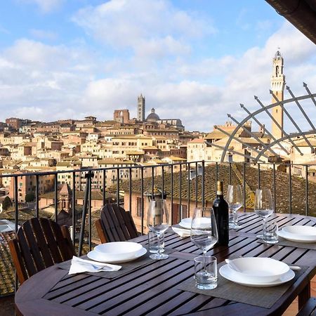 Appartamento Panoramico San Martino 12 Сієна Екстер'єр фото