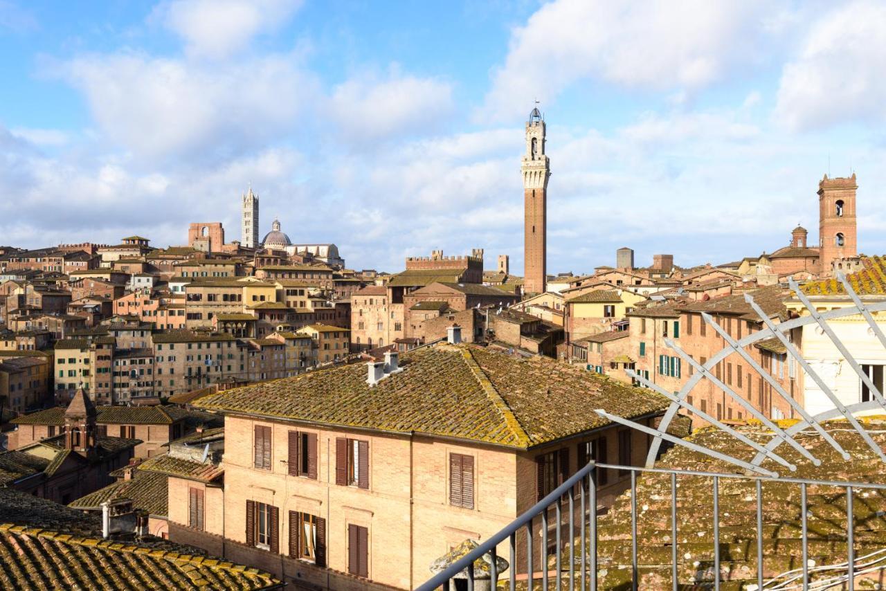 Appartamento Panoramico San Martino 12 Сієна Екстер'єр фото